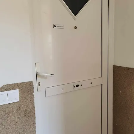 Barnapartman * Eger