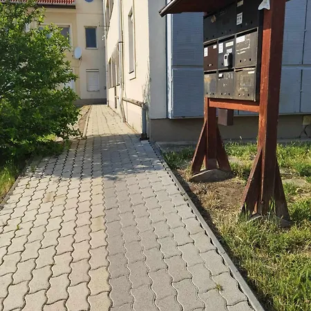 Apartment Barnapartman *